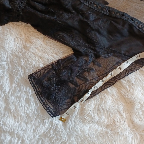 Lace jumpsuit - Picture 7 of 9